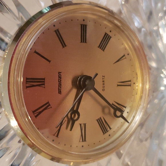 Vtd crystal table clock ⏰ - Picture 2 of 5